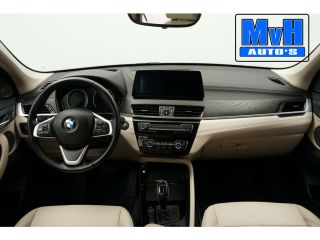 BMW X1 sDrive20i VDL Nedcar Edition|LEDER|H/K AUDIO|CAMERA|NAP