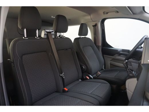 Ford Transit Custom 320 2.0 TDCI L2H1 Trend DC | Treeplanken | Lichtmetalen Sport Velgen | Camera | ActivLease financial lease
