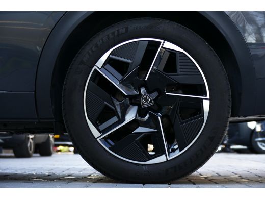 Peugeot 408 1.2 PURETECH 130PK GT AUTOMAAT / NAVI / ALCANATARA / CLIMA / PDC / 19"LMV / CAMERA / KEYLESS / FU... ActivLease financial lease