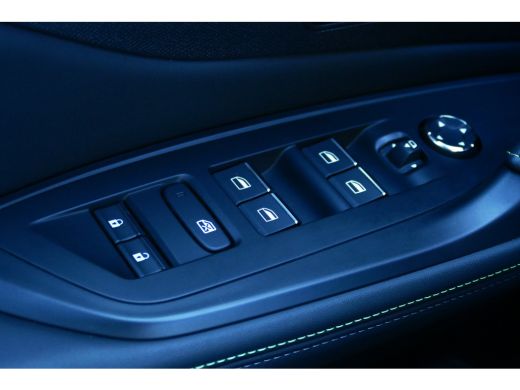 Peugeot 408 1.2 PURETECH 130PK GT AUTOMAAT / NAVI / ALCANATARA / CLIMA / PDC / 19"LMV / CAMERA / KEYLESS / FU... ActivLease financial lease