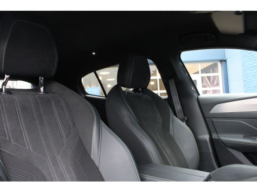Peugeot 408 1.2 PureTech GT 130 EAT8 | Automaat | Navigatie | Camera | Full LED | Apple Carplay | ActivLease financial lease
