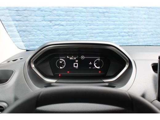 Peugeot Partner 1.5 BlueHDi 130 EAT8 S&S L1 | Automaat | Navi by app | Camera | Lichtmetaal | Nieuw | ActivLease financial lease