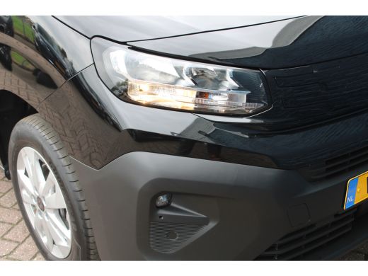 Peugeot Partner 1.5 BlueHDi 130 EAT8 S&S L1 | Automaat | Navi by app | Camera | Lichtmetaal | Nieuw | ActivLease financial lease