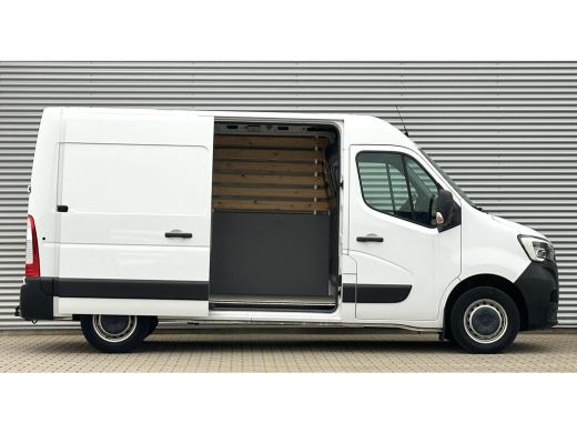 Renault Master T35 2.3 dCi 135 L2H2 Comfort Trekhaak ActivLease financial lease