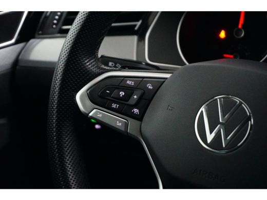 Volkswagen Passat Variant 1.4 TSI 204 pk PHEV GTE Business 6-DSG | Trekhaak elektrisch uitklapbaar | Dodehoek | ACC... ActivLease financial lease