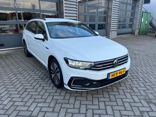 Volkswagen Passat Variant 1.4 TSI 204 pk PHEV GTE Business 6-DSG | Trekhaak elektrisch uitklapbaar | Dodehoek | ACC... ActivLease financial lease