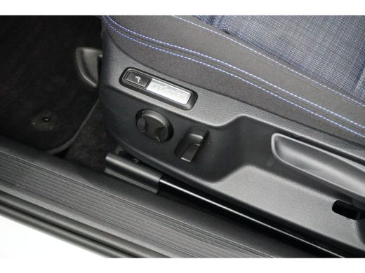 Volkswagen Passat Variant 1.4 TSI 204 pk PHEV GTE Business 6-DSG | Trekhaak elektrisch uitklapbaar | Dodehoek | ACC... ActivLease financial lease