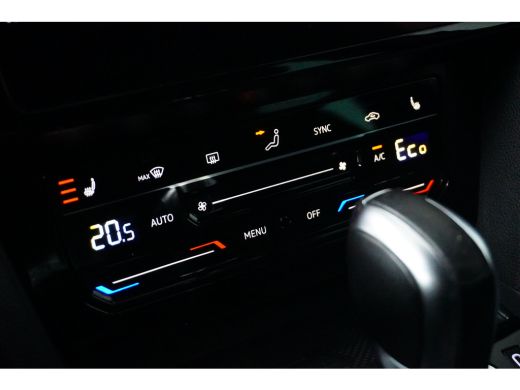 Volkswagen Passat Variant 1.4 TSI 204 pk PHEV GTE Business 6-DSG | Trekhaak elektrisch uitklapbaar | Dodehoek | ACC... ActivLease financial lease