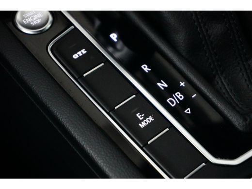 Volkswagen Passat Variant 1.4 TSI 204 pk PHEV GTE Business 6-DSG | Trekhaak elektrisch uitklapbaar | Dodehoek | ACC... ActivLease financial lease