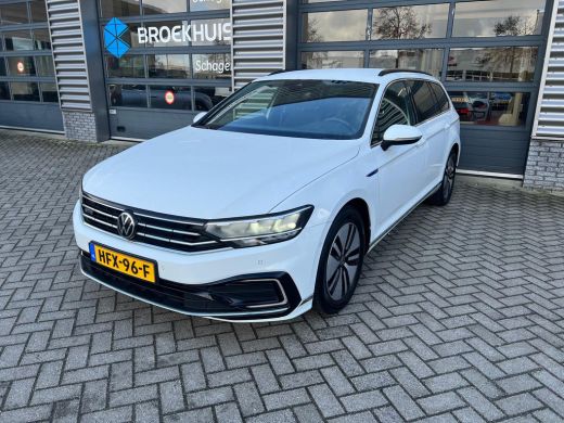 Volkswagen Passat Variant 1.4 TSI 204 pk PHEV GTE Business 6-DSG | Trekhaak elektrisch uitklapbaar | Dodehoek | ACC... ActivLease financial lease