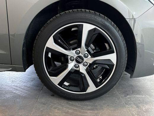 Audi A1 Sportback 25 95pk TFSI S-Line / Adaptive cruise control / Sportstoelen / Stoelverwarming / smartp... ActivLease financial lease