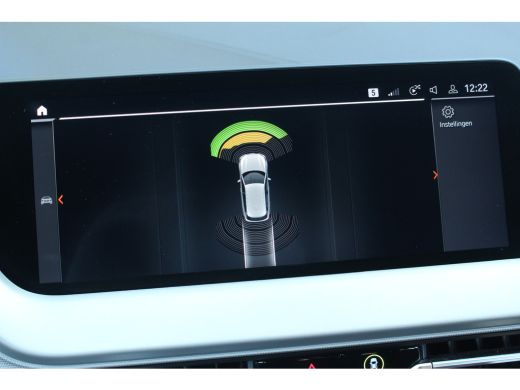 BMW 1-serie 118i Executive Edition automaat | Navi | Carplay | Clima | Led | Cruise | Komt binnenkort binnen!... ActivLease financial lease