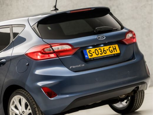 Ford Fiesta 1.0 EcoBoost Sport (APPLE CARPLAY, GROOT NAVI, STUUR/STOELVERWARMING, WITTE STIKSELS, SPORTSTOELE... ActivLease financial lease