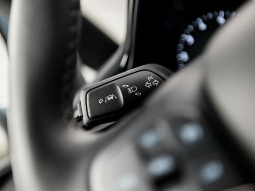 Ford Fiesta 1.0 EcoBoost Sport (APPLE CARPLAY, GROOT NAVI, STUUR/STOELVERWARMING, WITTE STIKSELS, SPORTSTOELE... ActivLease financial lease