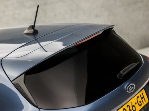 Ford Fiesta 1.0 EcoBoost Sport (APPLE CARPLAY, GROOT NAVI, STUUR/STOELVERWARMING, WITTE STIKSELS, SPORTSTOELE... ActivLease financial lease