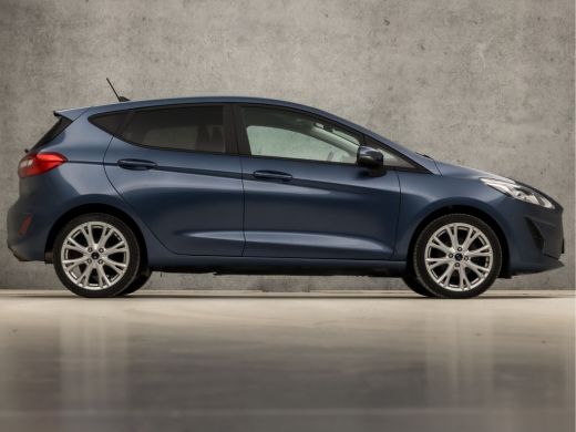 Ford Fiesta 1.0 EcoBoost Sport (APPLE CARPLAY, GROOT NAVI, STUUR/STOELVERWARMING, WITTE STIKSELS, SPORTSTOELE... ActivLease financial lease