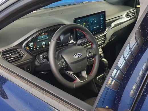 Ford Focus Wagon 1.0 EcoBoost Hybrid ST Line X Automaat ActivLease financial lease