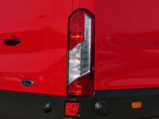 Ford Transit 350 2.0 TDCI L4H3 Trend RWD | Achterwielaandrijving | Betimmering | Camera | Bijrijders Bank | Ve... ActivLease financial lease
