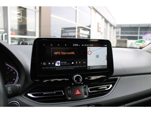 Hyundai i30 1.5 T-GDi MHEV Premium | Achteruitrijcamera | Keyless entry | Parkeersensor voor ActivLease financial lease