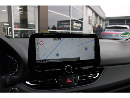 Hyundai i30 1.5 T-GDi MHEV Premium | Achteruitrijcamera | Keyless entry | Parkeersensor voor ActivLease financial lease