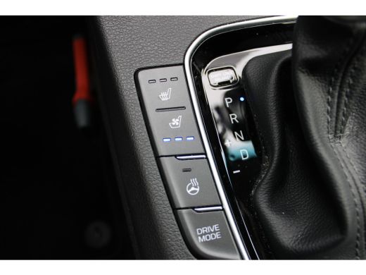 Hyundai i30 1.5 T-GDi MHEV Premium | Achteruitrijcamera | Keyless entry | Parkeersensor voor ActivLease financial lease