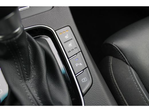 Hyundai i30 1.5 T-GDi MHEV Premium | Achteruitrijcamera | Keyless entry | Parkeersensor voor ActivLease financial lease