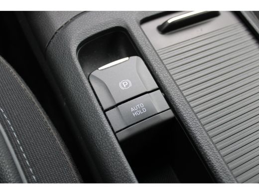 Hyundai i30 1.5 T-GDi MHEV Premium | Achteruitrijcamera | Keyless entry | Parkeersensor voor ActivLease financial lease
