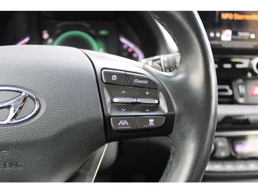 Hyundai i30 1.5 T-GDi MHEV Premium | Achteruitrijcamera | Keyless entry | Parkeersensor voor ActivLease financial lease