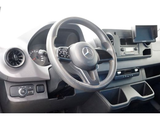 Mercedes Sprinter 311 CDI 7G Automaat RWD Bakwagen met achterdeuren Airco 01-2021 ActivLease financial lease