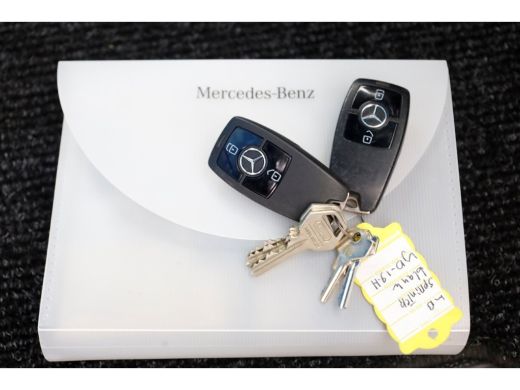 Mercedes Sprinter 311 CDI 7G Automaat RWD Bakwagen met achterdeuren Airco 01-2021 ActivLease financial lease