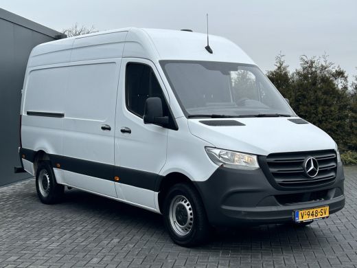 Mercedes Sprinter 314 CDI 143 PK / 3.5T / RWD / L2H2 / 1e EIGENAAR / 2.800 KG AHG / TREKHAAK ActivLease financial lease