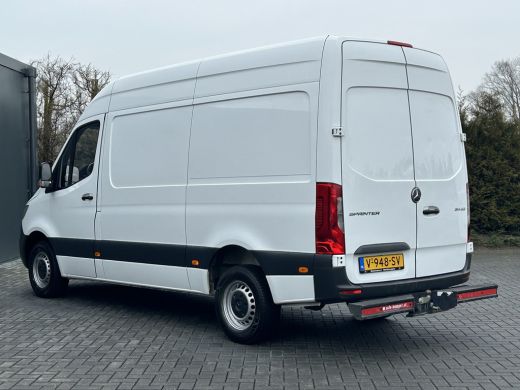 Mercedes Sprinter 314 CDI 143 PK / 3.5T / RWD / L2H2 / 1e EIGENAAR / 2.800 KG AHG / TREKHAAK ActivLease financial lease