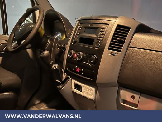 Mercedes Sprinter 316 CDI 163 pk L2H2 Euro6 Airco | 2800kg Trekhaak | Omvormer | Cruisecontrol parkeersensoren, cha... ActivLease financial lease