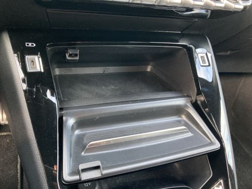 Peugeot 208 Peugeot GT PureTech 100pk Airco | Cruise | Camera | Navi | Pdc v&a | Keyless | ActivLease financial lease