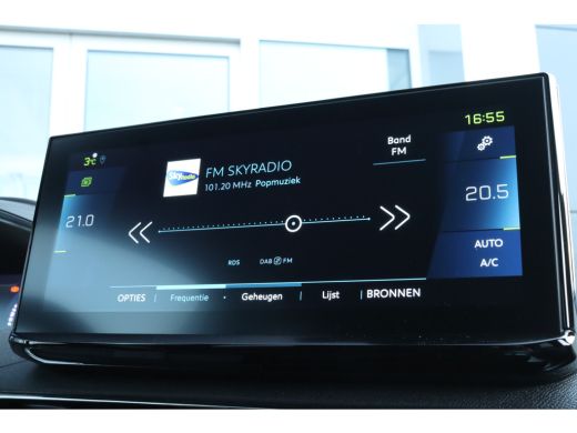 Peugeot 3008 Peugeot 1.6 HYbrid 225 Allure Pack Business | ACC | Keyless | Camera | Stoelverwarming | Carplay ... ActivLease financial lease