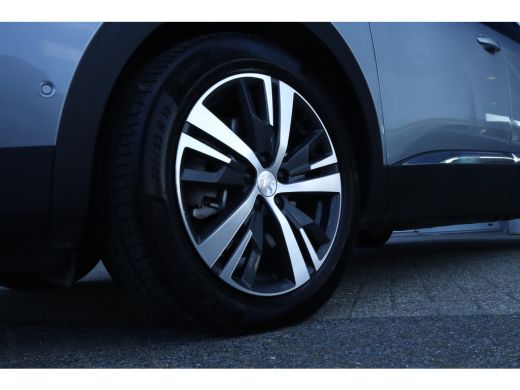 Peugeot 3008 Peugeot 1.6 HYbrid 225 Allure Pack Business | ACC | Keyless | Camera | Stoelverwarming | Carplay ... ActivLease financial lease