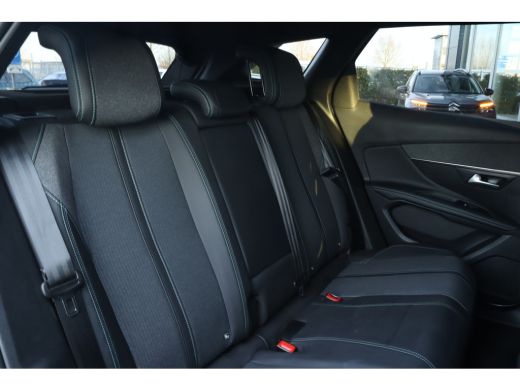 Peugeot 3008 Peugeot 1.6 HYbrid 225 Allure Pack Business | Adaptive Cruise | Stoelverwarming | Camera | Keyles... ActivLease financial lease