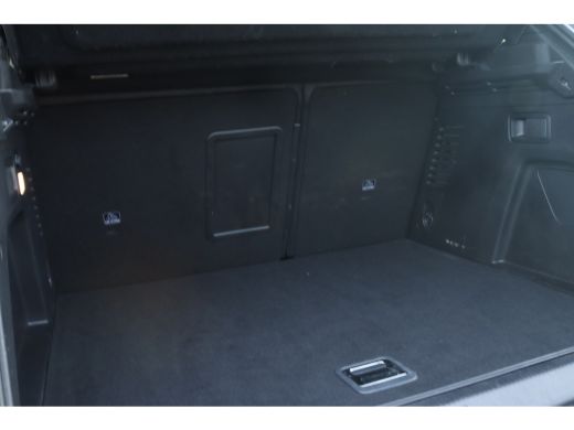 Peugeot 3008 Peugeot 1.6 HYbrid 225 Allure Pack Business | Adaptive Cruise | Stoelverwarming | Camera | Keyles... ActivLease financial lease