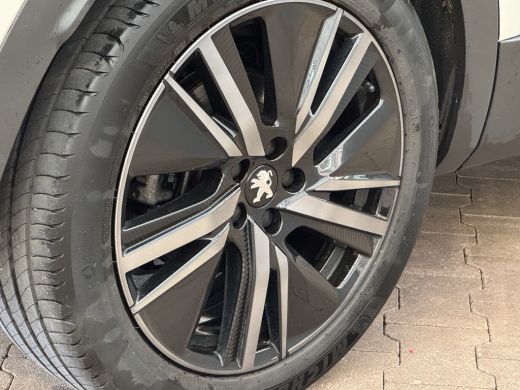 Peugeot 3008 Peugeot 1.6 HYbrid 225 GT Pack Business VEEL OPTIES! | Elec/Stoel | FOCAL | Massage | Leder\Alcan... ActivLease financial lease