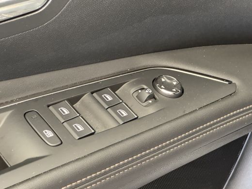 Peugeot 3008 Peugeot 1.6 HYbrid 225 GT Pack Business VEEL OPTIES! | Elec/Stoel | FOCAL | Massage | Leder\Alcan... ActivLease financial lease