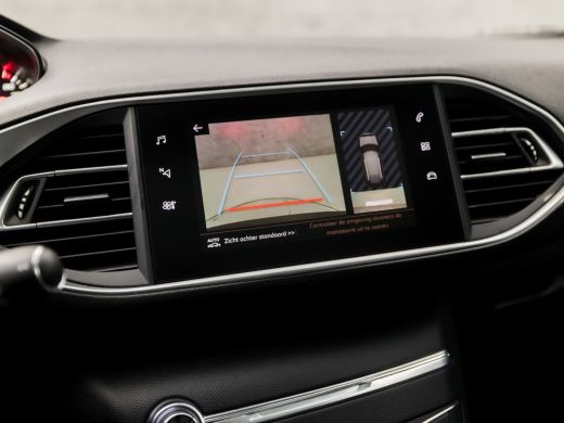 Peugeot 308 SW 1.2 PureTech Sport Automaat (PANORAMADAK, APPLE CARPLAY, GROOT NAVI, MASSAGE, STOELVERWARMING,... ActivLease financial lease