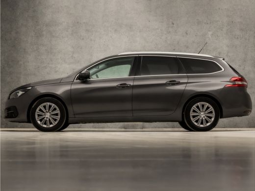 Peugeot 308 SW 1.2 PureTech Sport Automaat (PANORAMADAK, APPLE CARPLAY, GROOT NAVI, MASSAGE, STOELVERWARMING,... ActivLease financial lease