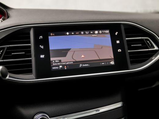 Peugeot 308 SW 1.2 PureTech Sport Automaat (PANORAMADAK, APPLE CARPLAY, GROOT NAVI, MASSAGE, STOELVERWARMING,... ActivLease financial lease