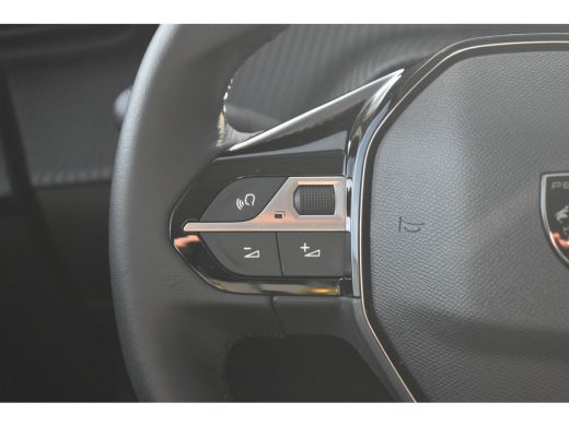 Peugeot e-208 EV Style 50 kWh 3 Fase | Facelift! | Navigatie | Climate Control | Full-LED | Parkeersensoren | ActivLease financial lease