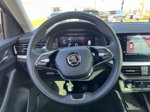 Skoda Kamiq 1.0 TSI Ambition | 95Pk | A-Camera | Clima | Navi |Stoelverwarming | ActivLease financial lease
