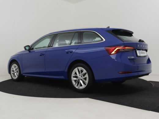 Skoda Octavia Combi 1.4 TSI iV PHEV 204pk STYLE | Trekgewicht 1500kg | dodehoekdetectie | Elektrische stoelen m... ActivLease financial lease