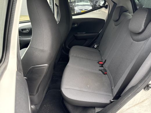 Toyota Aygo 1.0 VVT-i x-joy **CLIMATE CONTROL/ APPLE CARPLAY/ 36 MAANDEN GARANTIE** ActivLease financial lease