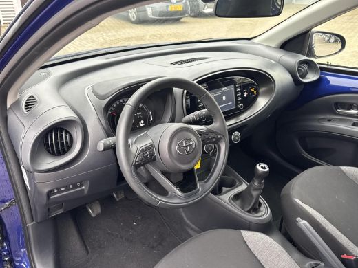 Toyota Aygo X 1.0 VVT-i MT Play **ADAPTIEF CRUISE CONTROL/ APPLE CARPLAY/ 36 MAANDEN GARANTIE** ActivLease financial lease