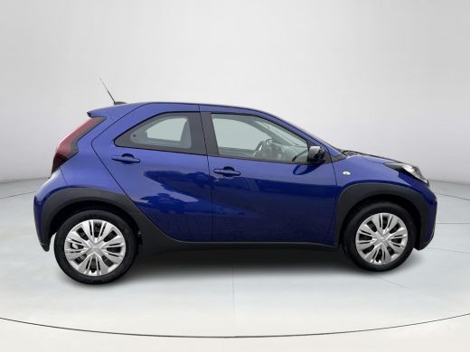 Toyota Aygo X 1.0 VVT-i MT Play **ADAPTIEF CRUISE CONTROL/ APPLE CARPLAY/ 36 MAANDEN GARANTIE** ActivLease financial lease