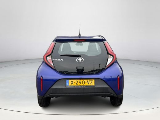 Toyota Aygo X 1.0 VVT-i MT Play **ADAPTIEF CRUISE CONTROL/ APPLE CARPLAY/ 36 MAANDEN GARANTIE** ActivLease financial lease